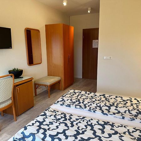 North Star Statharfloet Hotel Stadur Bagian luar foto