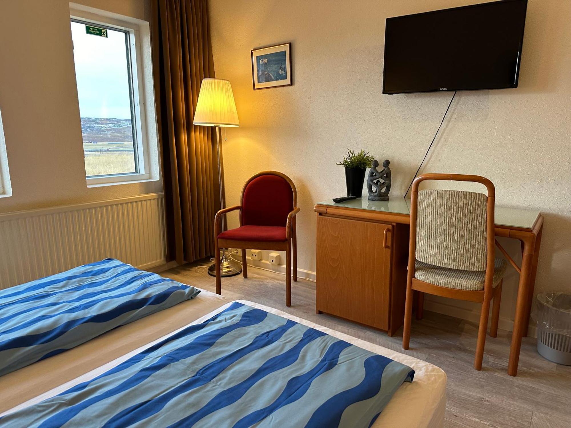 North Star Statharfloet Hotel Stadur Bagian luar foto