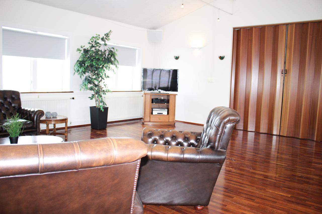 North Star Statharfloet Hotel Stadur Bagian luar foto