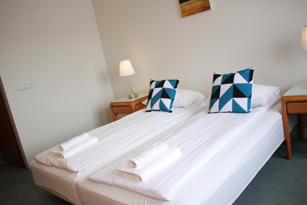 North Star Statharfloet Hotel Stadur Bagian luar foto