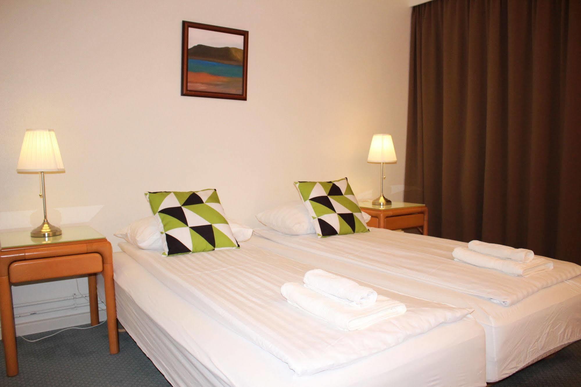 North Star Statharfloet Hotel Stadur Bagian luar foto